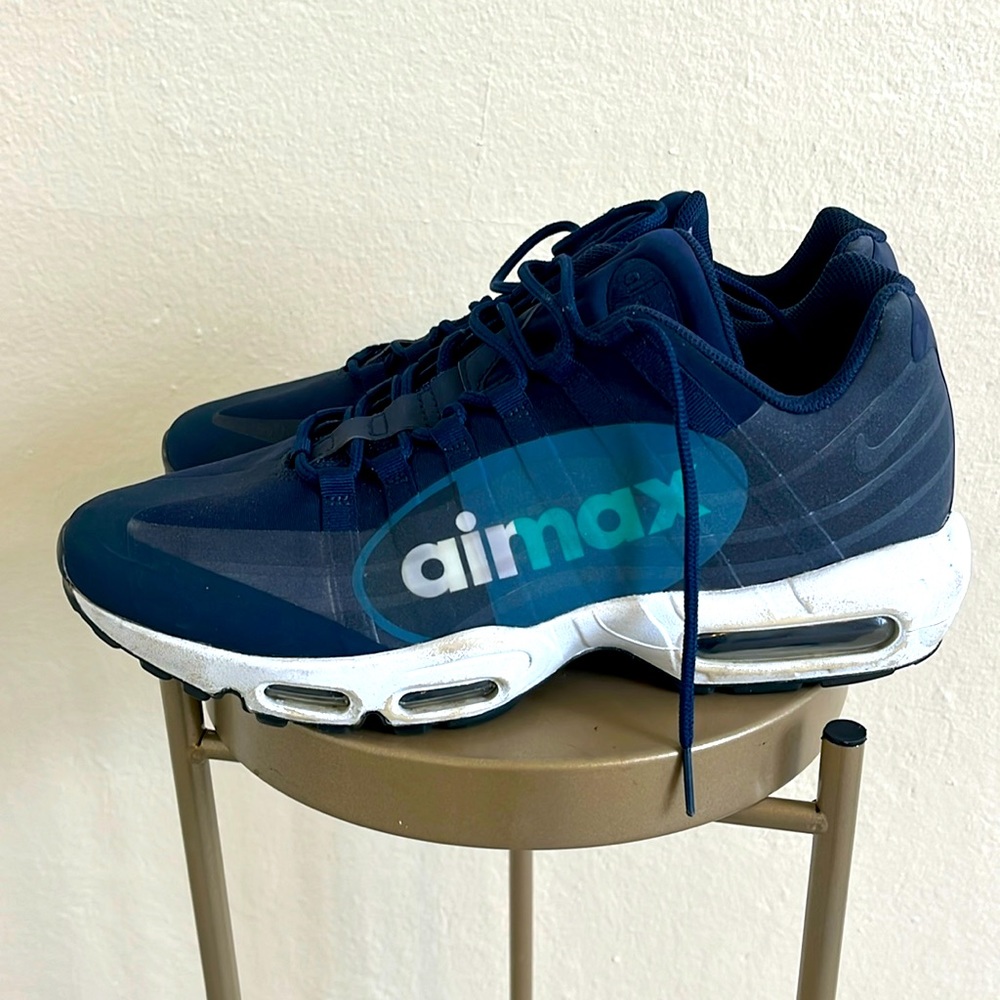 Nike Airmax men’s sneakers size 10